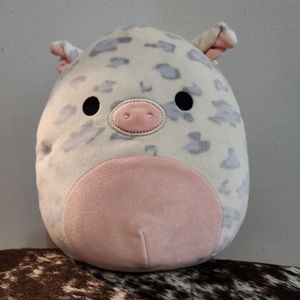 Rosie the spotted pig Squishmallow